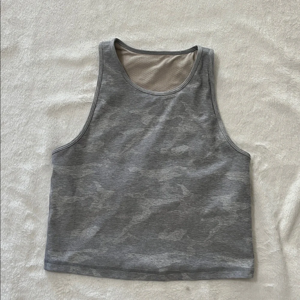 Vuori Women's Gray Camo Tank Top